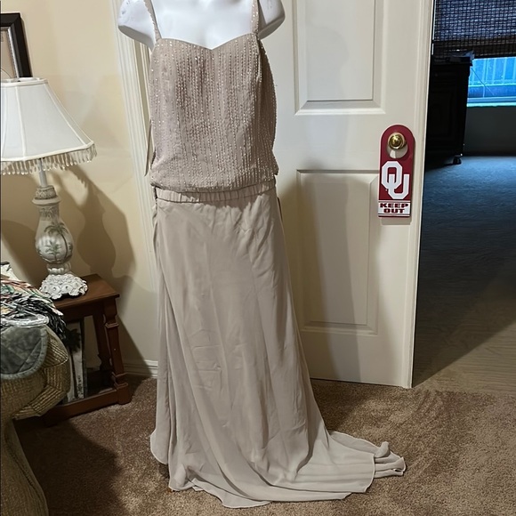 Alfred Angelo High/low sequin skirt and 2 top set. 16/18. NWT - Picture 4 of 15